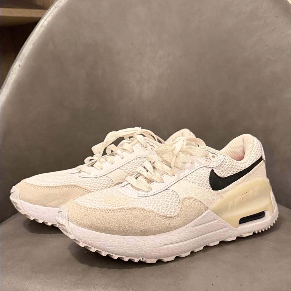Nike Women's Beige and Black Sneakers